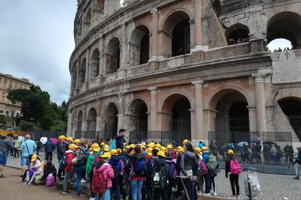Le V primaria a Roma con tanti nuovi amici